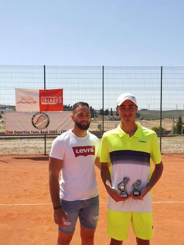 19.- ENTREGA DE TROFEOS