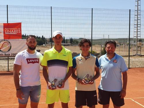 21.- ENTREGA DE TROFEOS